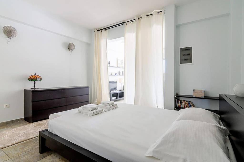 1Bedroom House In The City Center With Great View Atina Dış mekan fotoğraf